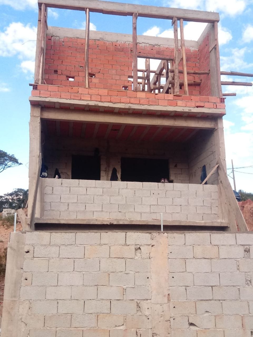 Sobrado em estrutura